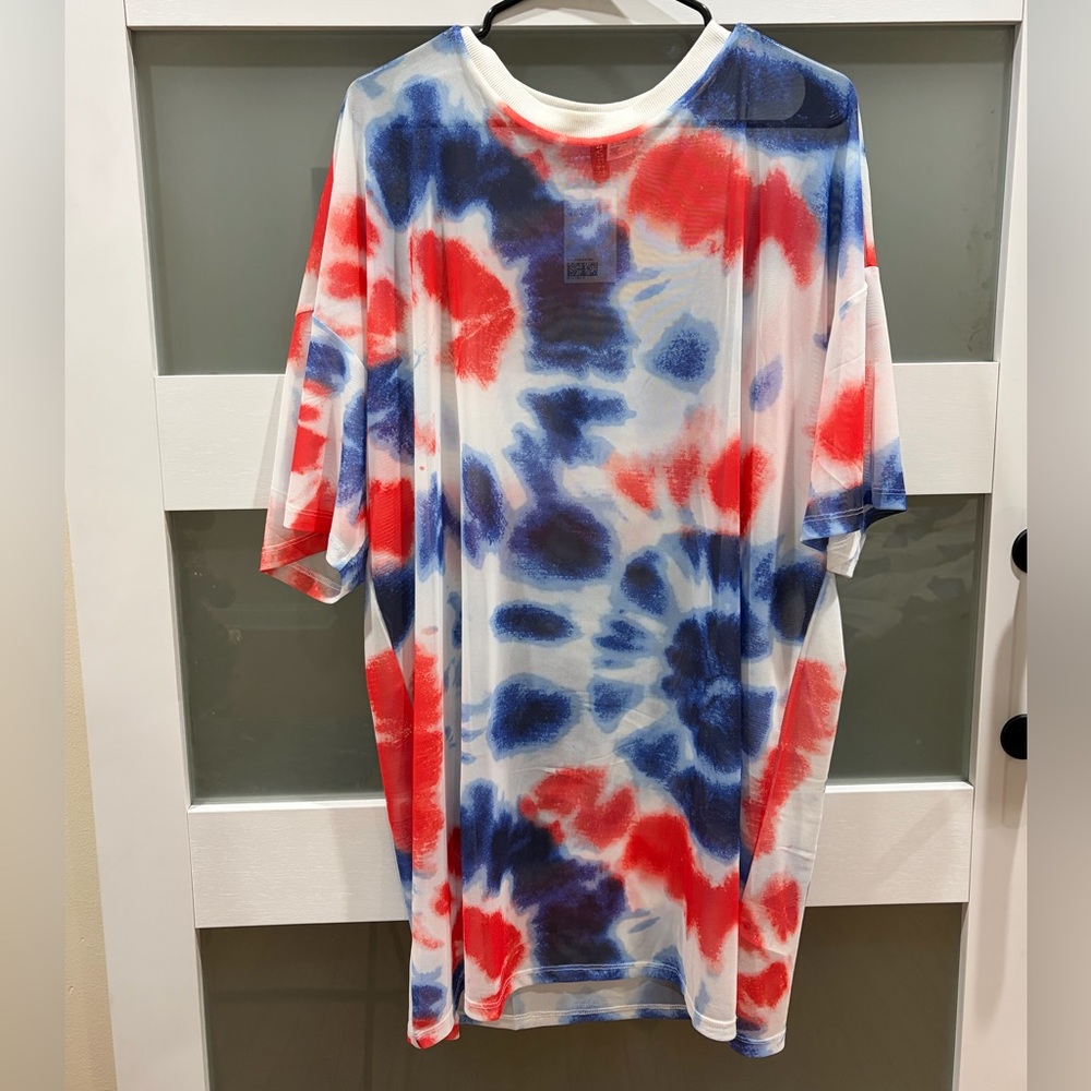 NWT HM SHEER TOP